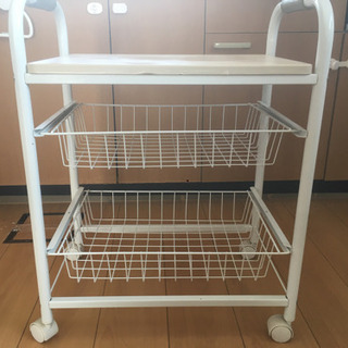 家具　台　ホワイト