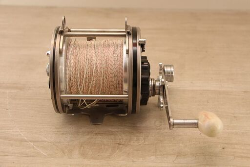DAIWA リール　Dynamic 6000D STAINLESS STEEL 袋付き(P1177anxY)