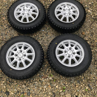 お渡し者確定マッドタイヤ　145R12 軽トラ　軽バン