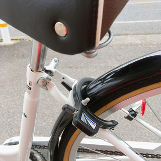 自転車☆シティサイクル☆シンプルおしゃれデザイン☆26インチ☆白☆鍵ありタイプ☆中古品 の画像