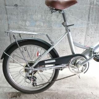 折り畳み自転車中古 DESAFIO 外装6段変速 リアキャリア付き タイヤ20