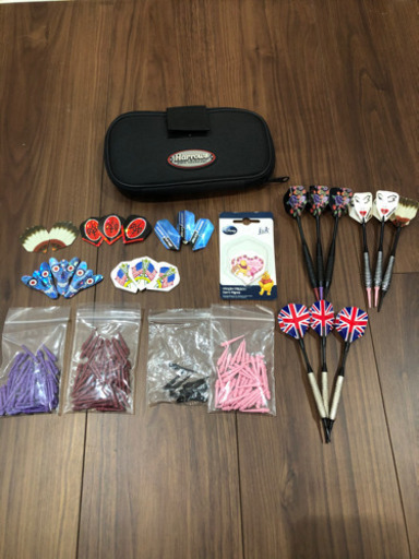 ダーツ矢セット収納ケース付き