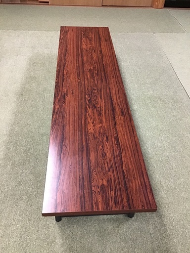 早い者勝ち！与謝野町・会議用の折り畳み式机(中古)幅約45cm、長さ約180cm、高さ約30cm