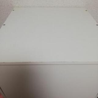 四角　カラーボックスの画像