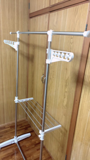 【更に値引き】室内用洗濯物干し竿　ニトリ