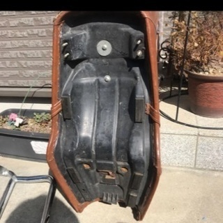 GN125 三段シートの画像