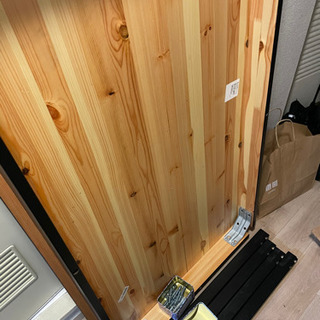 無料でダイニングテーブルを譲ります