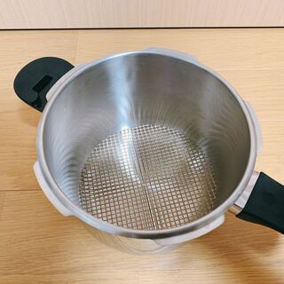 [美品/おまけ付] パール金属 圧力鍋 3.5L H-5040 IH対応 3層底 レシピ付 焦げ付き防止メッシュのおまけ付きの画像