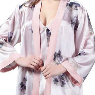 レディース　アメリカで購入　上品な花柄ガウン　美品バスローブ