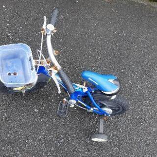 子供用　自転車　補助輪付き　3才～5才　キッズバイク　の画像