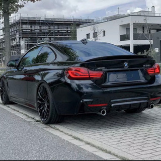 BMW 4シリーズ M4 LCI LEDテールランプ ブラックラインの画像