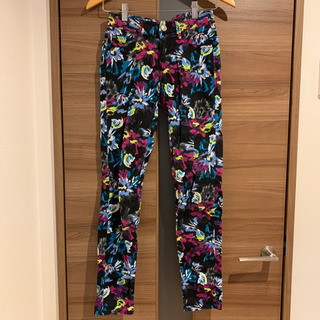 LOWRYS FARM  柄　スキニー　レギンスの画像