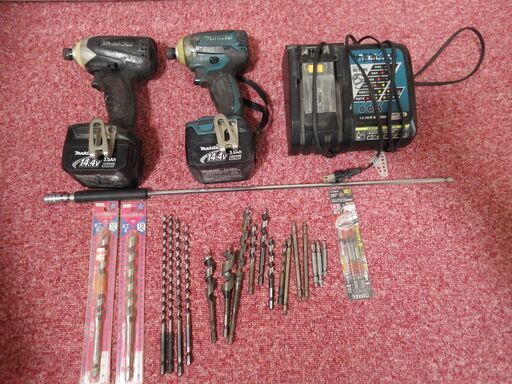 マキタ　充電式１４.４ｖ　インパクトドライバー　2台　充電器　ビットなどセット