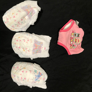 ビックサイズおむつ3枚、トイトレパンツサイズ90