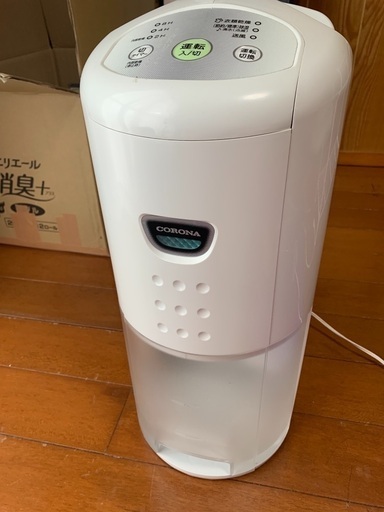 CORONA 除湿機　2018年製