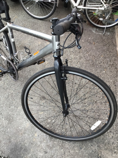 クロスバイク入荷