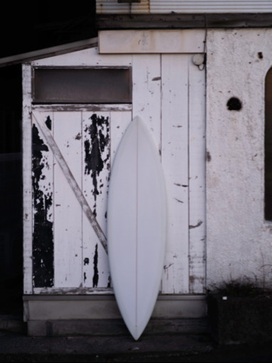 シングルフィンサーフボード