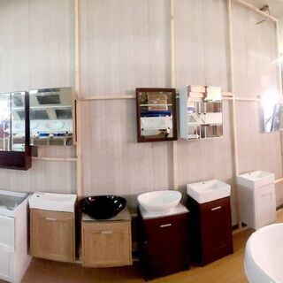 90x65cm欅木目調壁掛けミラー収納キャビネット　姿見鏡　新品の画像