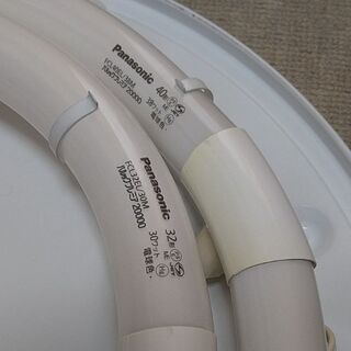 【お譲り先決まりました】6畳〜 シーリングライト 電球色蛍光灯付の画像