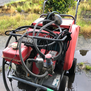 ヤンマー自走式動力噴霧器の画像