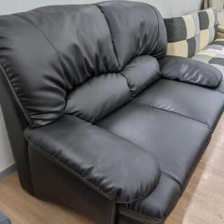 2人掛けソファ 合成皮革 ブラック色 脚付 幅155cm 💳自社配送時