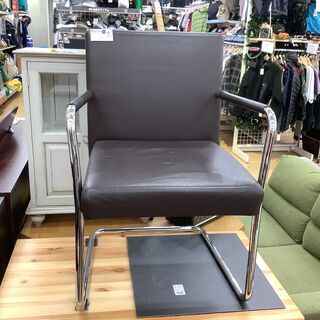 WALTER KNOLL(ウォルター・ノル)のレザーチェアのご紹介！