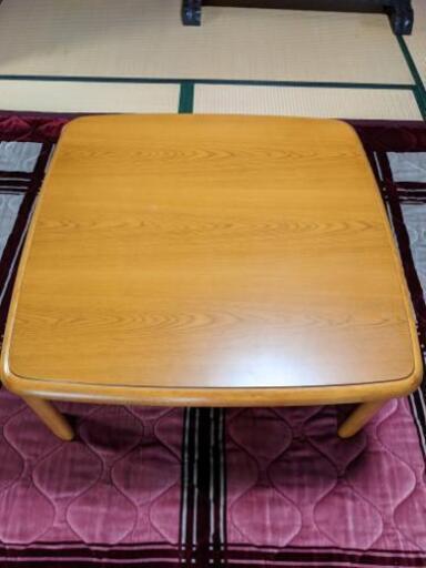 コタツ机　程度はいいです　終了