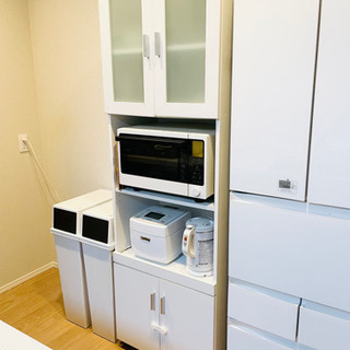 【 決まりました 】食器棚　ホワイトの画像