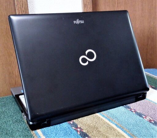 ✅特価！?FUFITSU LIFEBOOK P772/重さ1.4kg コンパクトサイズ/高性能?Core i3/光速☆彡SSD120G
