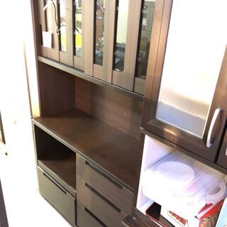 ☆中古激安！！￥21,800！！　家具　キッチンボード　重厚なセピア色仕上げ！　幅120.5㎝ｘ奥行き46㎝ｘ高さ201.5㎝　　レンジ台までの高さ84㎝　【KBE062】