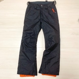 スノーボードウェア上下の画像