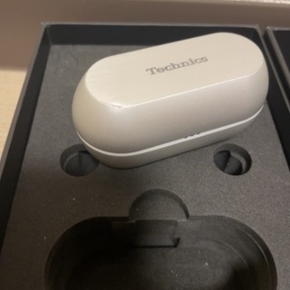 Technics EAH-AZ70W フルワイヤレスイヤホン ホワイト の画像
