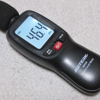 騒音計 騒音測定器 ノイズ測定器 サウンドレベルメーター 音量測定  LCD デジタル の画像