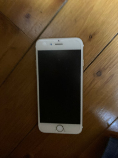 iPhone6s 値下げ交渉オッケーです(取り引き中)
