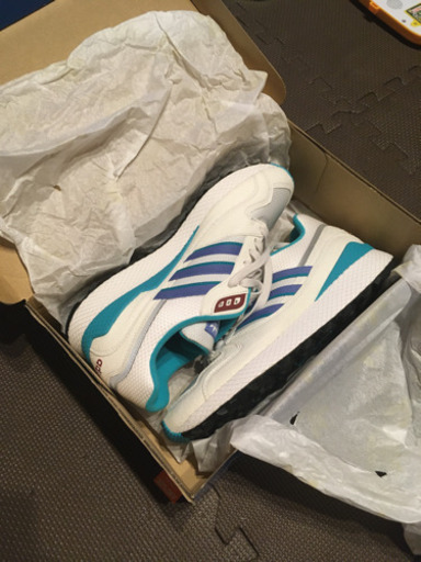 アディダス　スニーカー　ウルトラテック