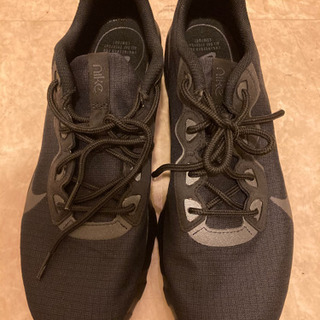 NIKE28センチ