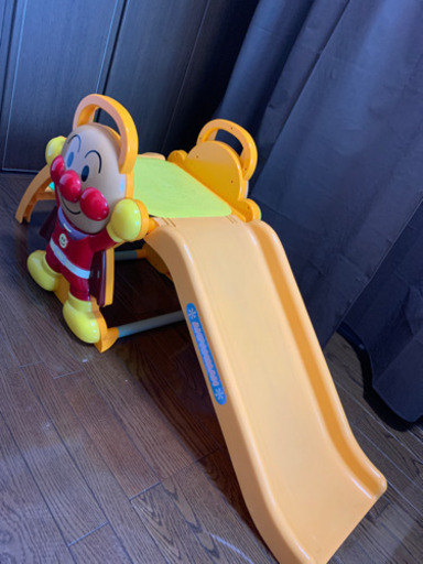 アンパンマン滑り台