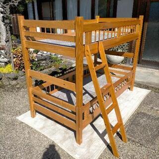 二段ベッドの画像