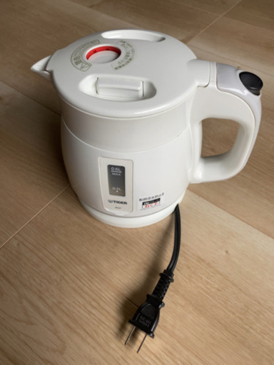 タイガー 電気ケトル 0.6L
