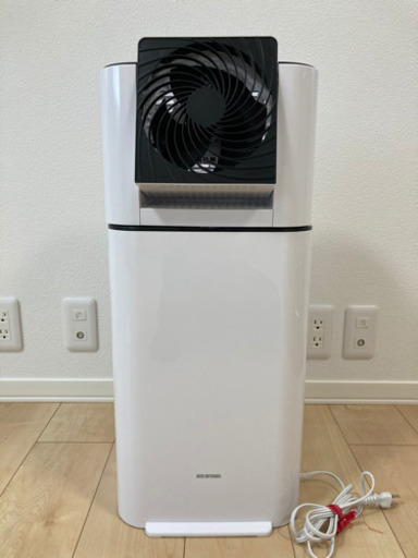［美品］アイリスオーヤマ  サーキュレーター　衣類乾燥　除湿機
