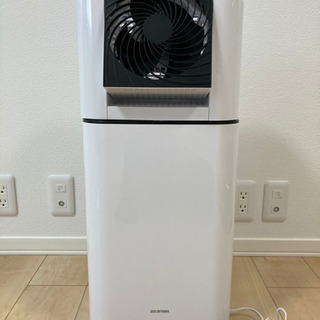 ［美品］アイリスオーヤマ  サーキュレーター　衣類乾燥　除湿機