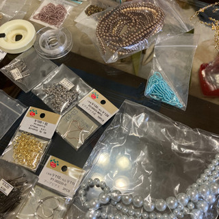 スワロフスキー他　手芸用品　ほぼ新品の画像