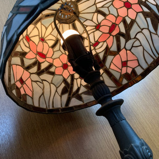 【取引中】ステンドグラスのランプの画像