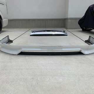 ハーツ　フロントスポイラー　ハイエース　4型　ワイド