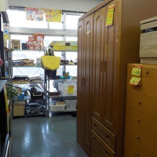 G:970452　洋タンス4面