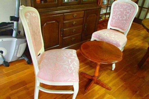 ネコ脚　椅子2脚