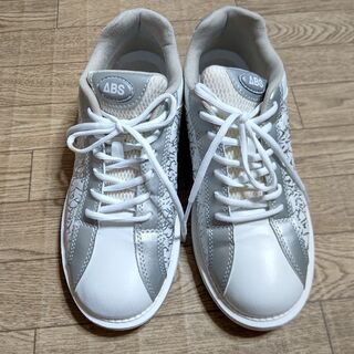 ボウリングシューズ 27㎝