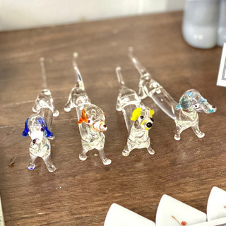 ガラス製、犬の箸置き