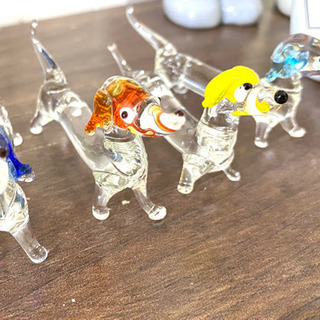 ガラス製、犬の箸置きの画像
