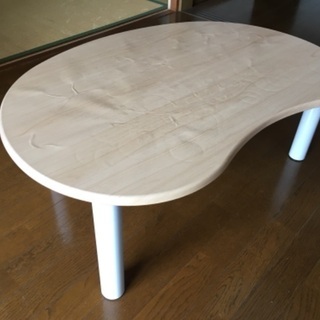 テーブル差し上げます。取りに来てください。